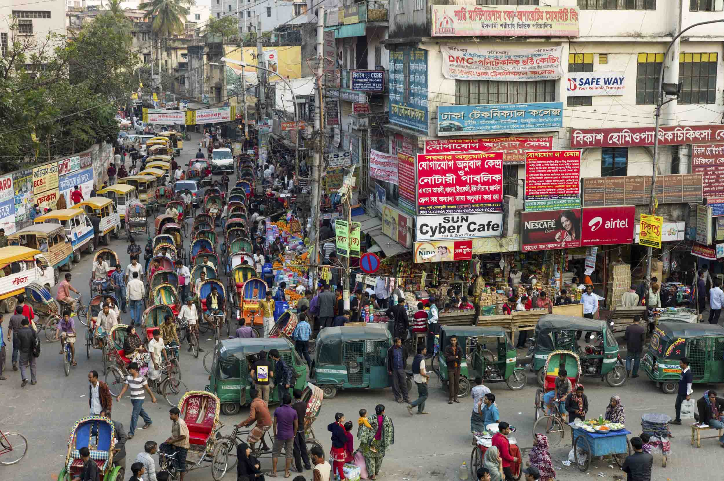 A transportation hub in central Dhaka, one of the world’s most densely populated cities, 2012