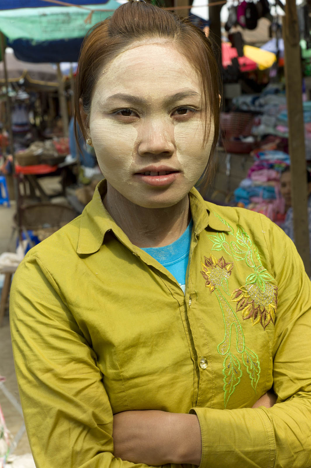 Vendor, Thonggok, Myanmar, 2012